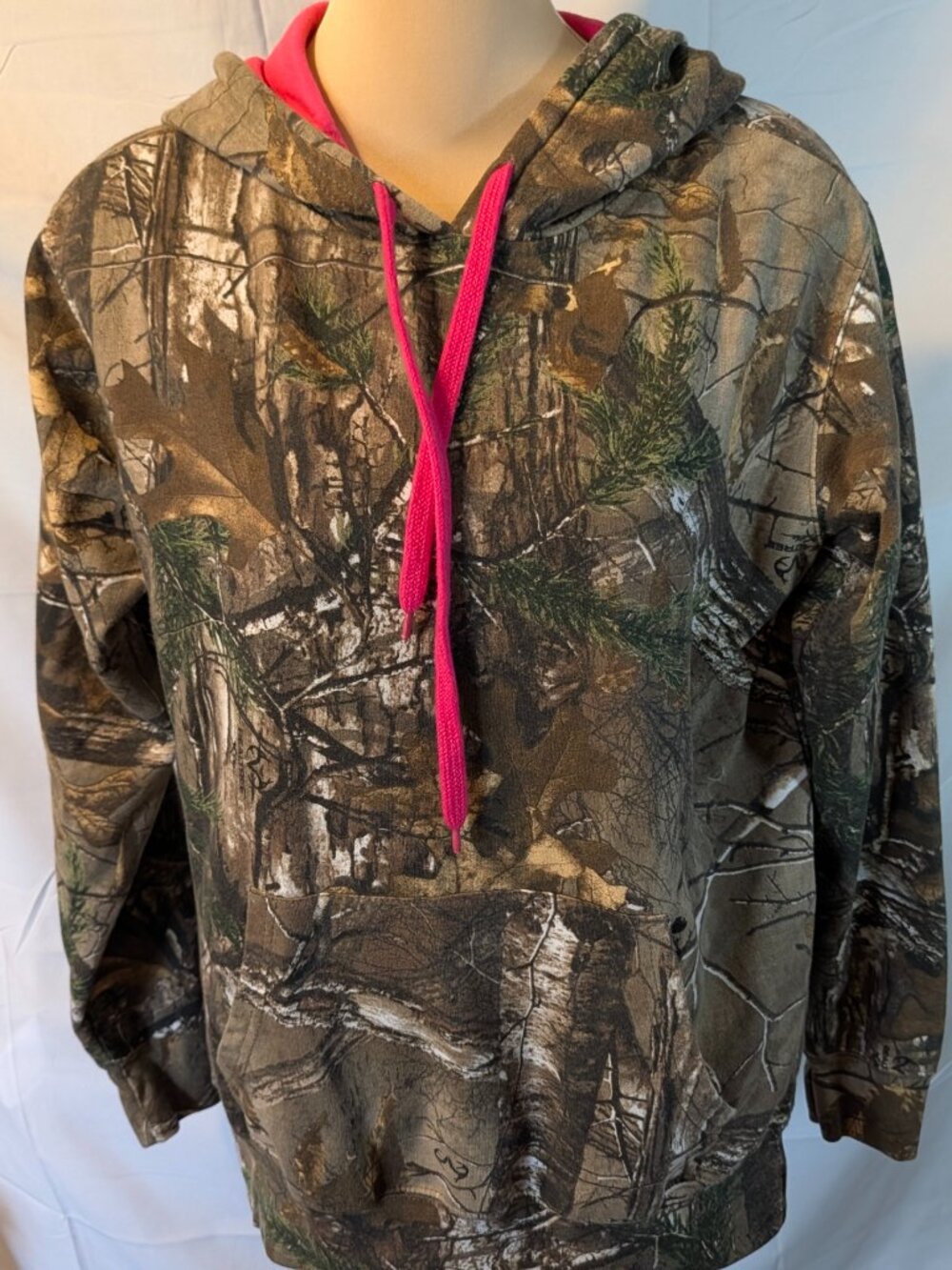 Real Tree Sweatshirt Womens Medium Camo Brown Pink Hoodie Long Sleeve Pullover